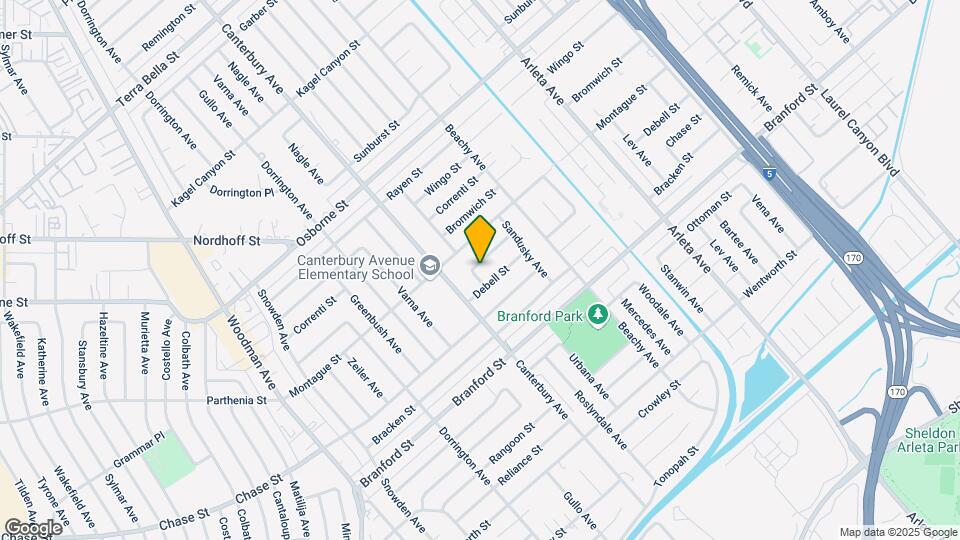 9020 Roslyndale Ave Map and Location Details