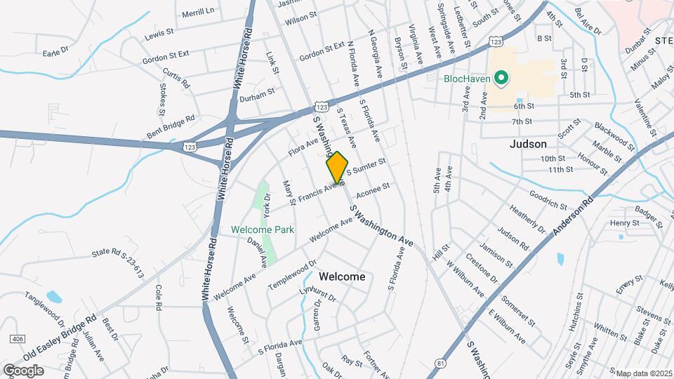 105 Francis Ave Map and Location Details