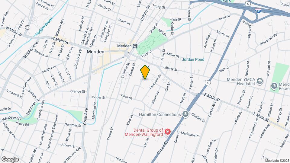 66 Willow St Map and Location Details