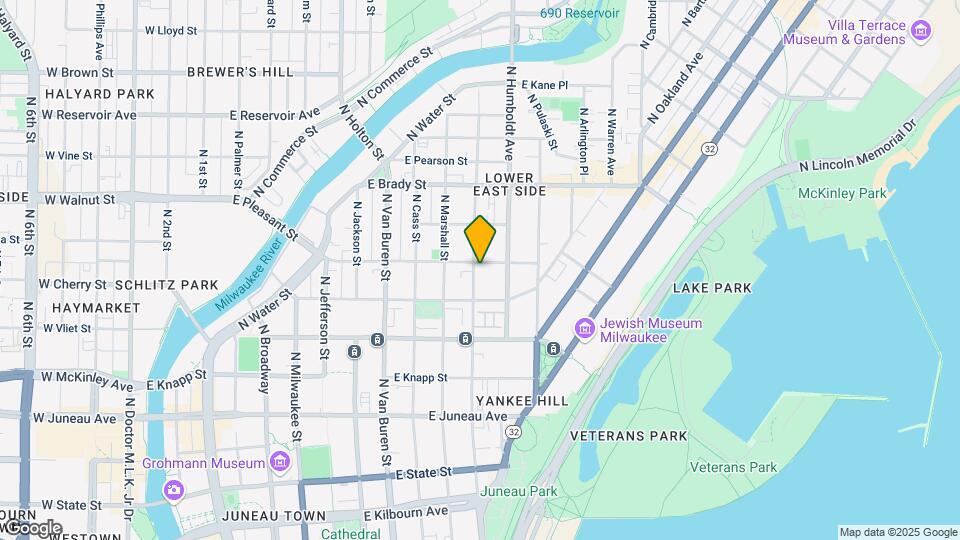 1001 E Pleasant St Mapa y Detalles de la Ubicación