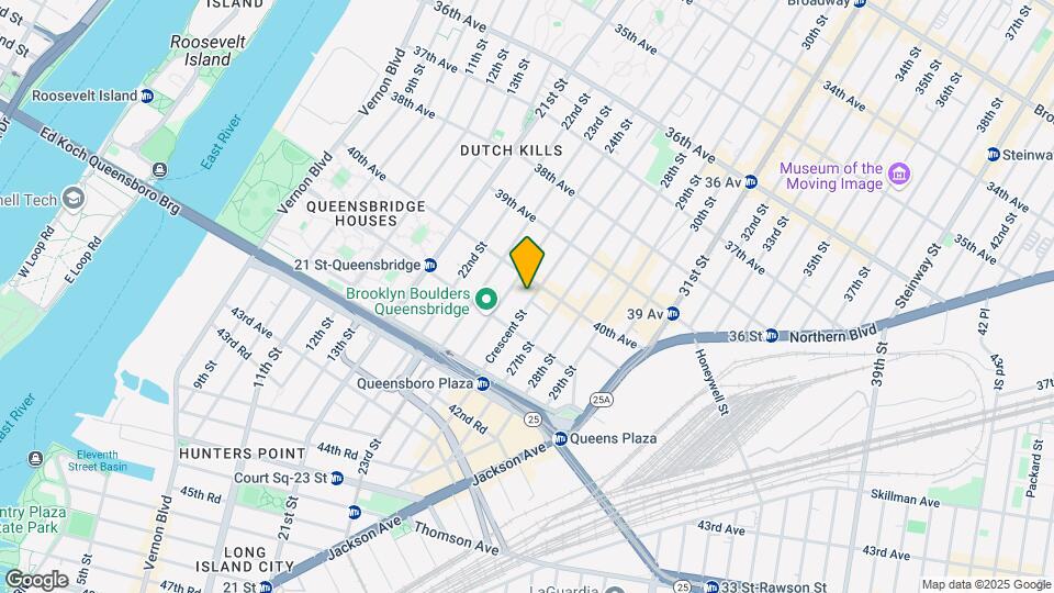 40-16 Crescent St Map and Location Details