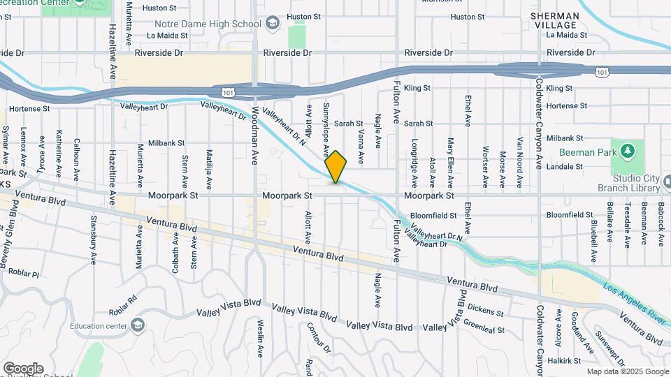 13439 Moorpark St Map and Location Details