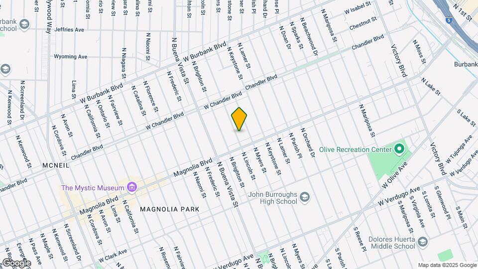 724 N Lincoln St Map and Location Details