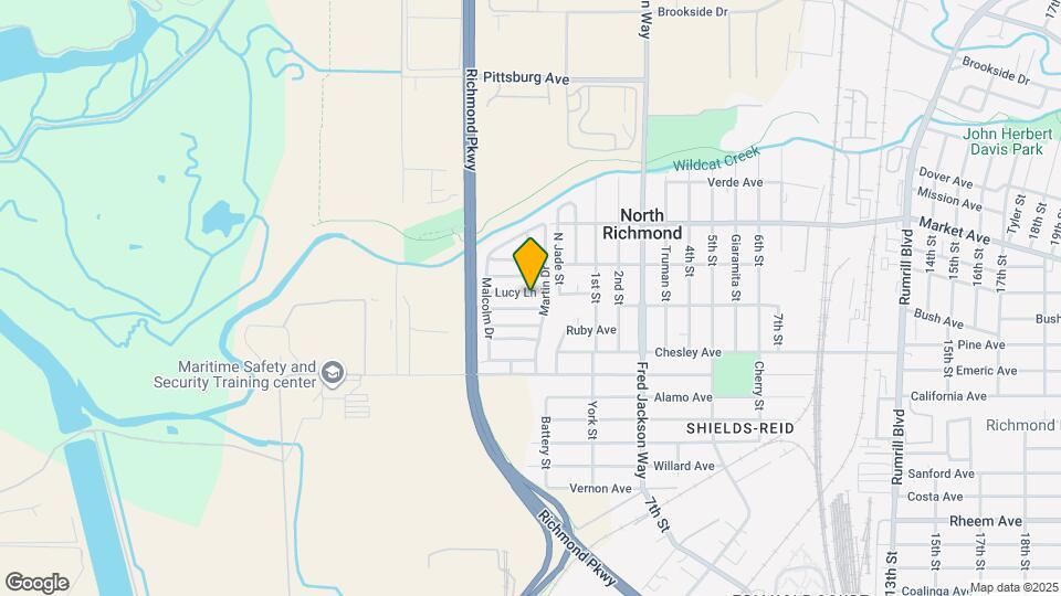 126 Lucy Ln Map and Location Details