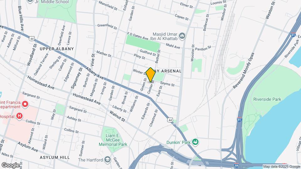 33 Center St Map and Location Details