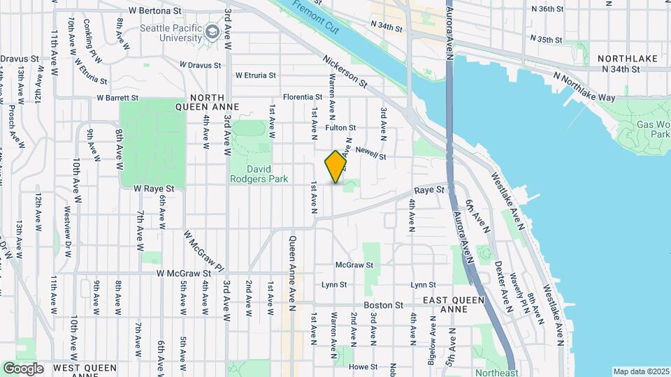 2556 Warren Ave N Map and Location Details