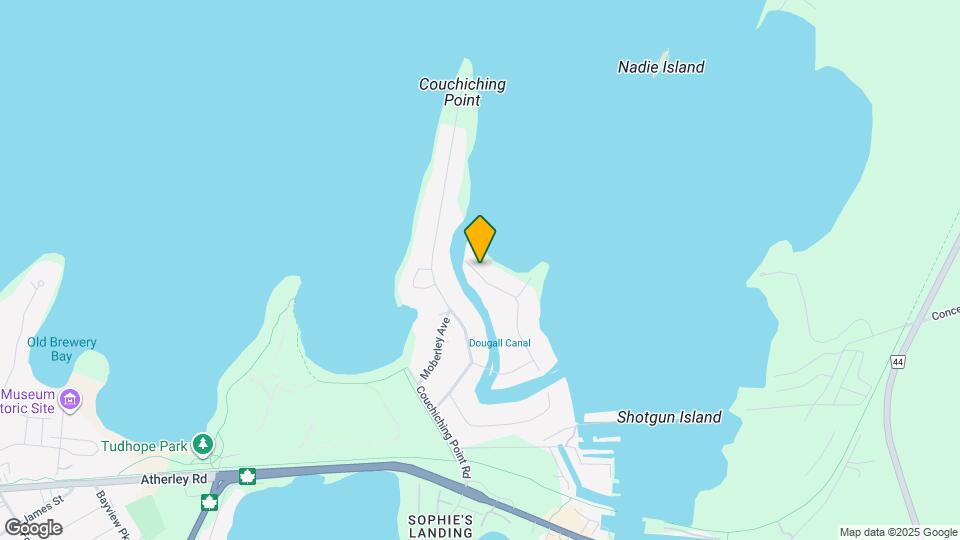 691 Glen Crescent Map and Location Details