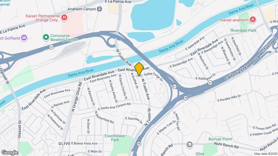 401 N Tustin Ave, Unit D Mapa y Detalles de la Ubicación