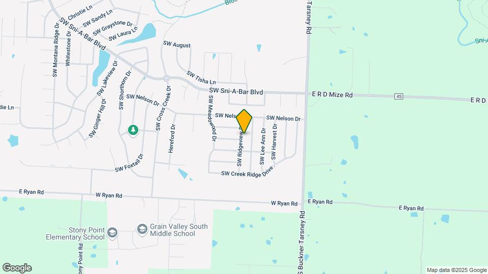 825 SW Ridgeview Dr Map and Location Details