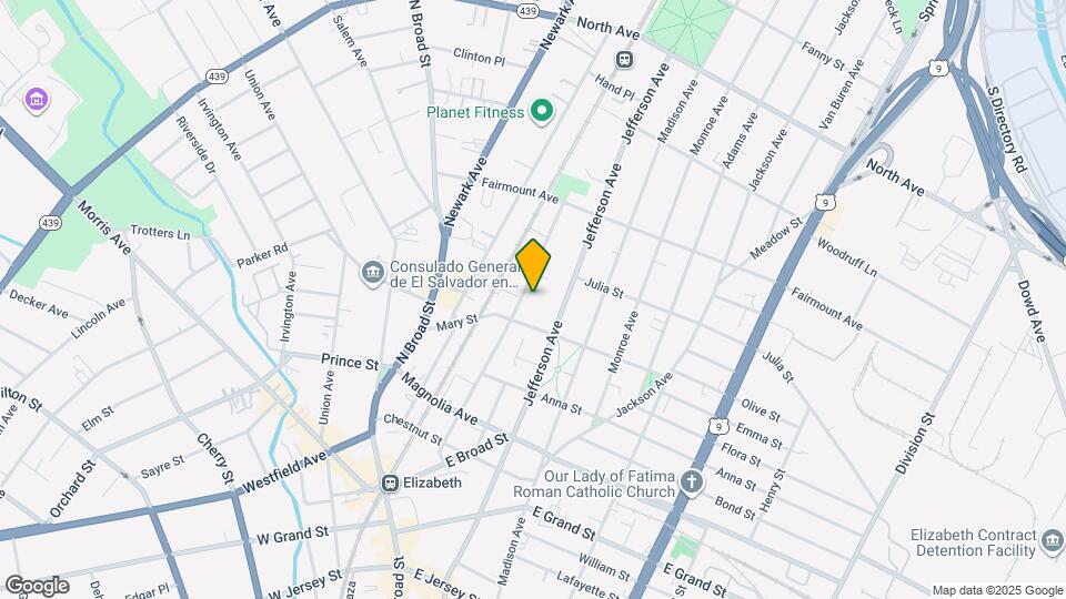 521 Walnut St Map and Location Details