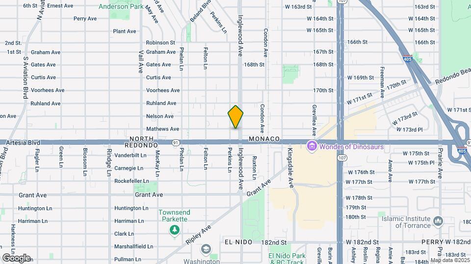 2704 Mathews Ave Map and Location Details