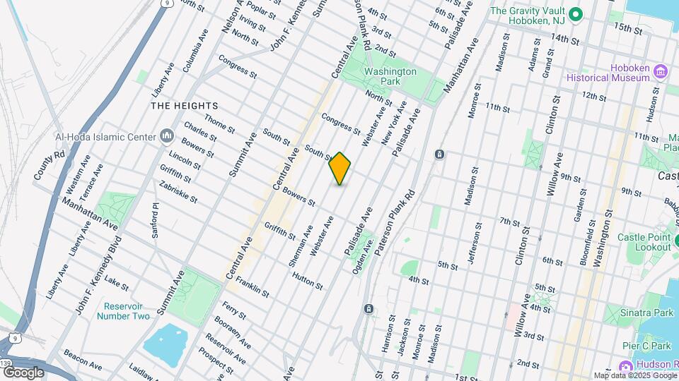 253 Webster Ave Map and Location Details