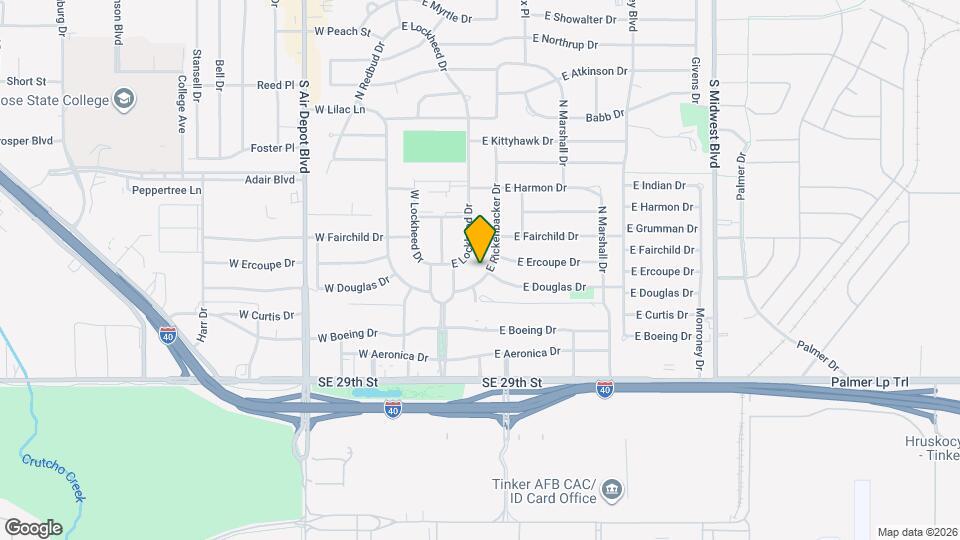 207 E Rickenbacker Dr Mapa y Detalles de la Ubicación