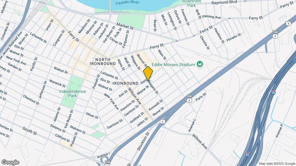 93 Niagara St Mapa y Detalles de la Ubicación