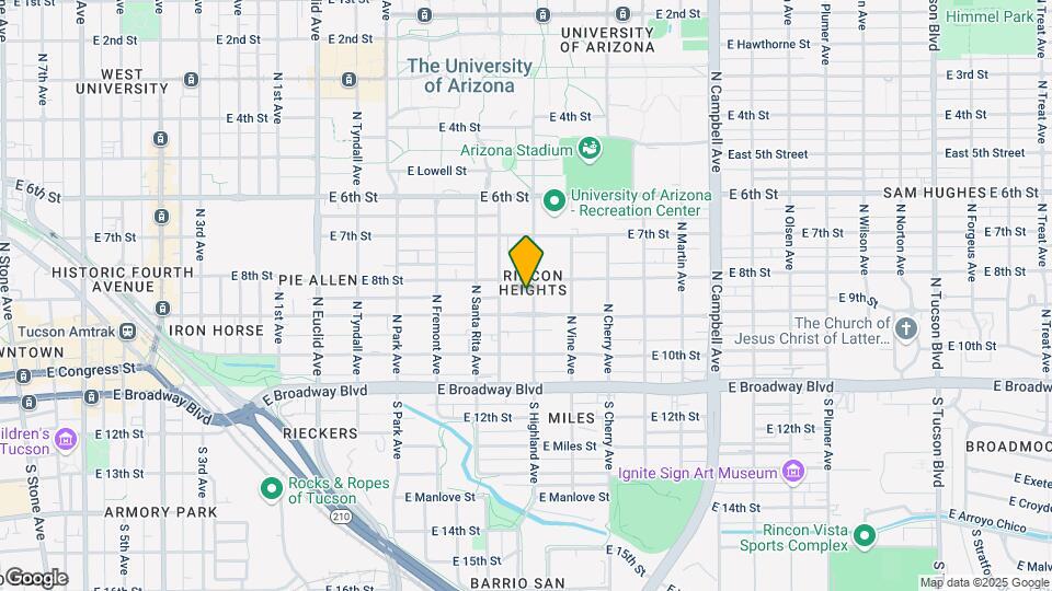 221 N Highland Ave, Unit 225 Mapa y Detalles de la Ubicación