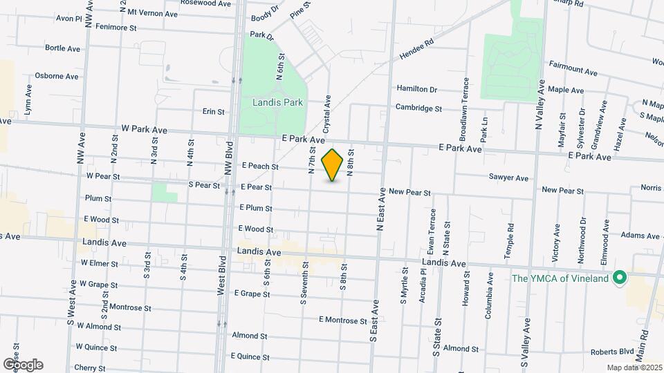 724 E Pear St Map and Location Details