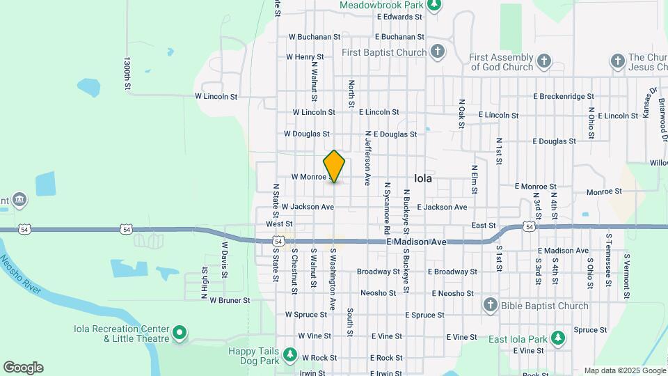 Townhouse Apartments and Nearby Iola Apartments For Rent Iola, KS