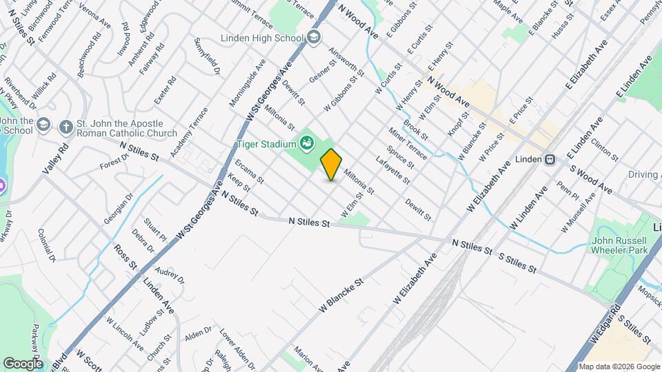 906 W Henry St Map and Location Details