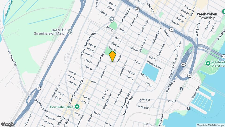 215 St Michaels Walk Map and Location Details