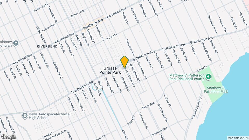 981 Beaconsfield Ave, Unit 2N Map and Location Details