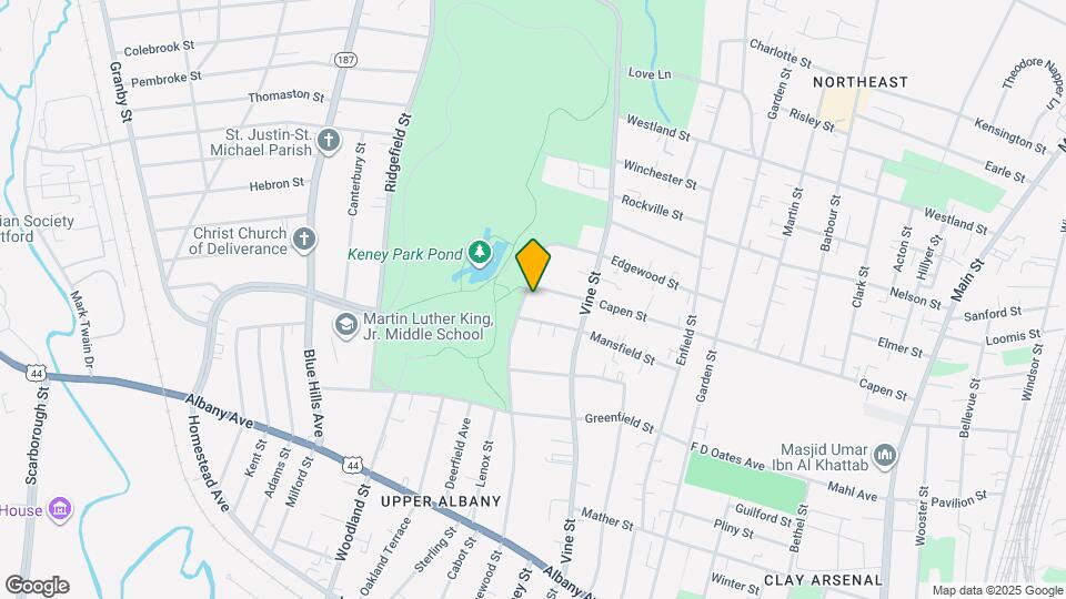 304 Edgewood St Map and Location Details