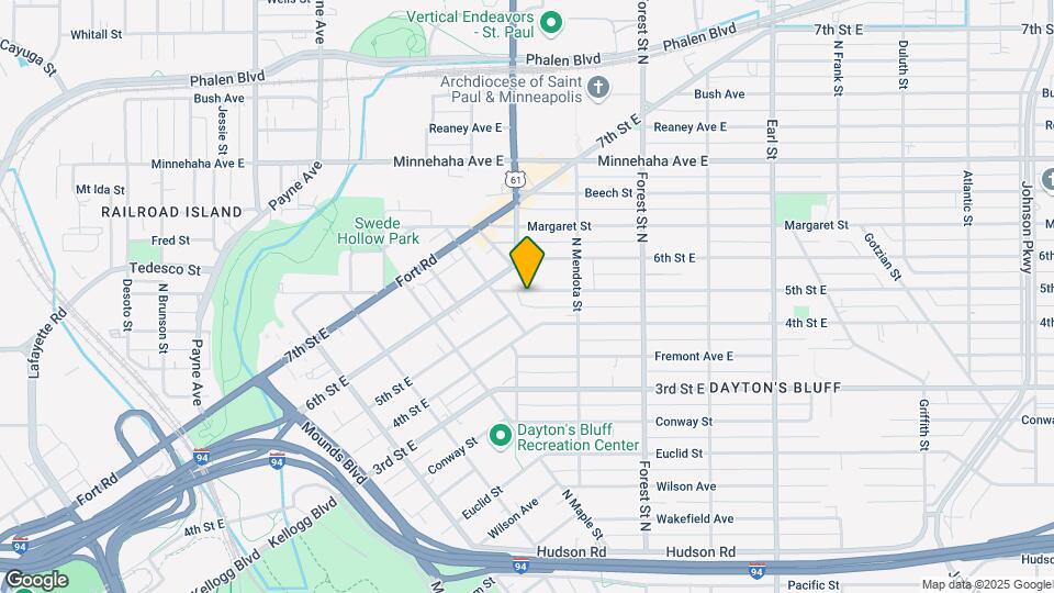 826 5th St E Map and Location Details