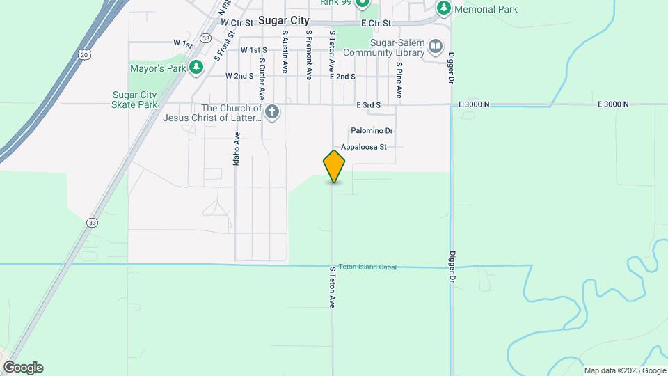 573 S Teton Ave Map and Location Details