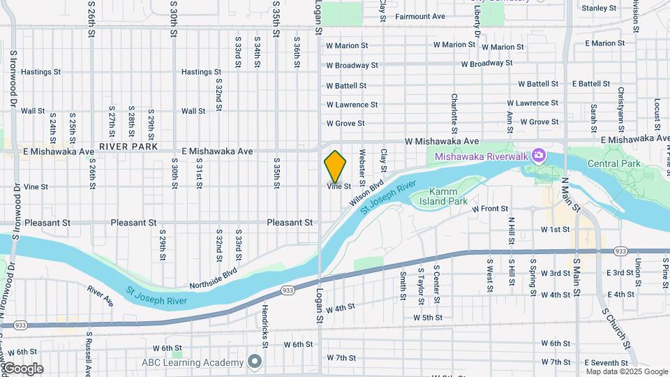 1012 Vine St Map and Location Details