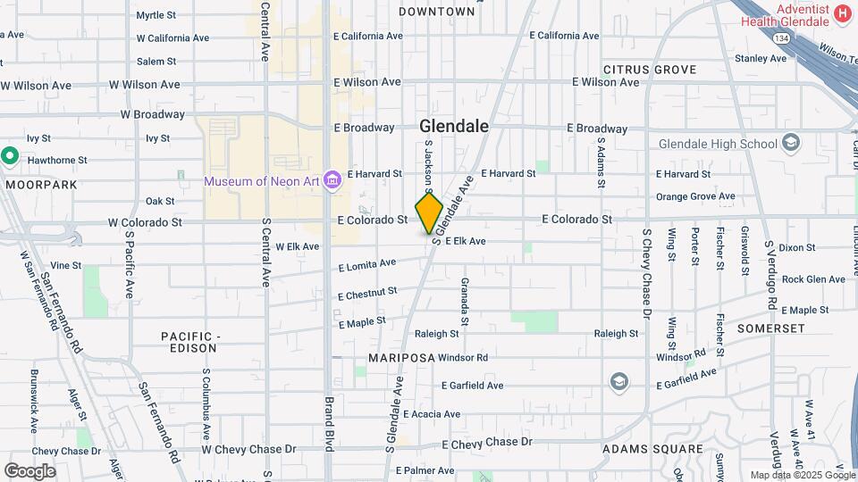 425 E Elk Ave Mapa y Detalles de la Ubicación