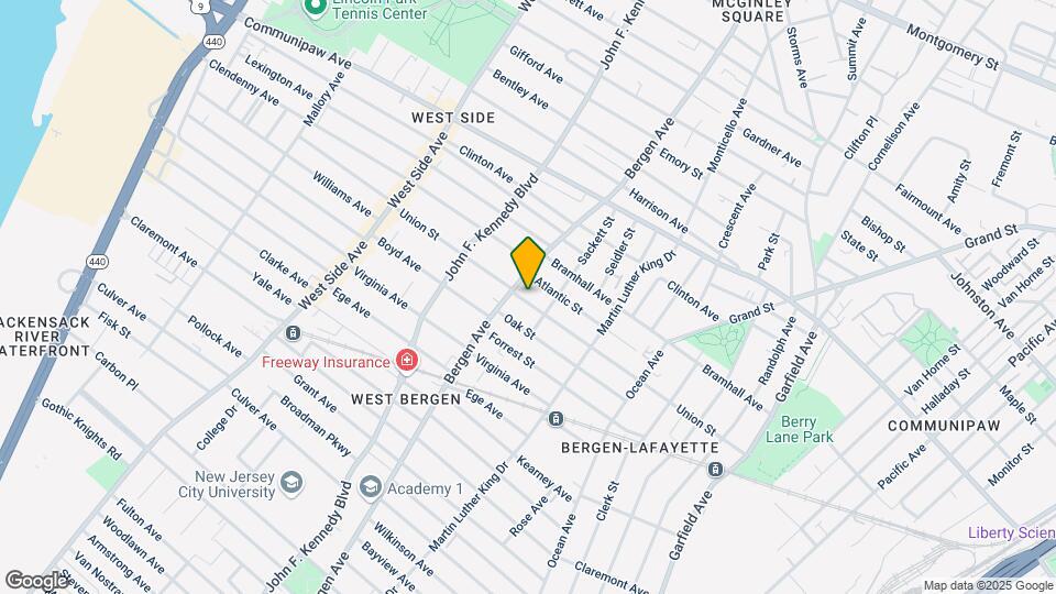 204 Union St, Unit 14 Map and Location Details