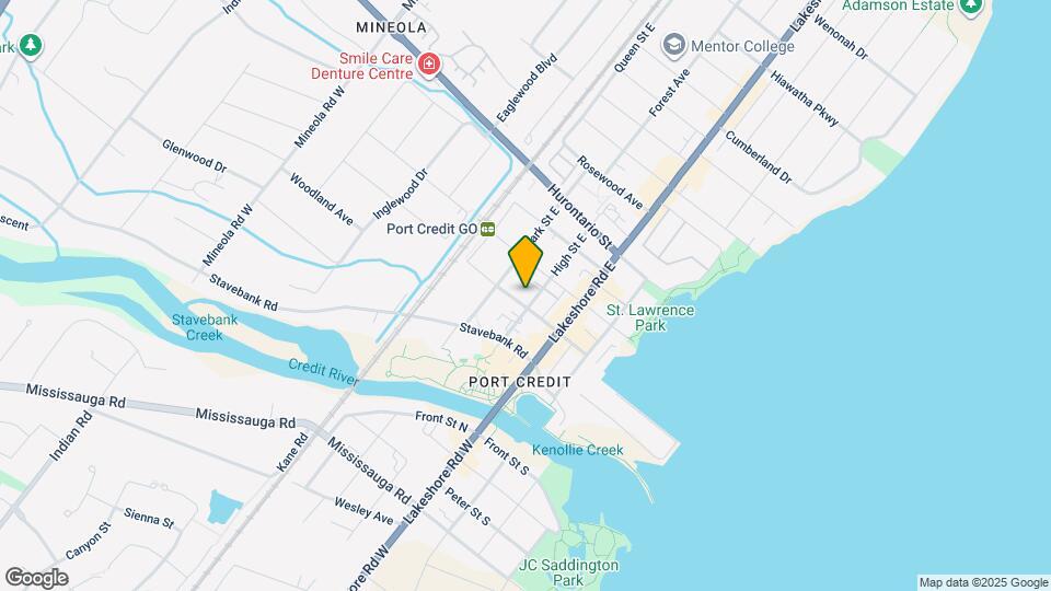 15 Elizabeth St N Map and Location Details