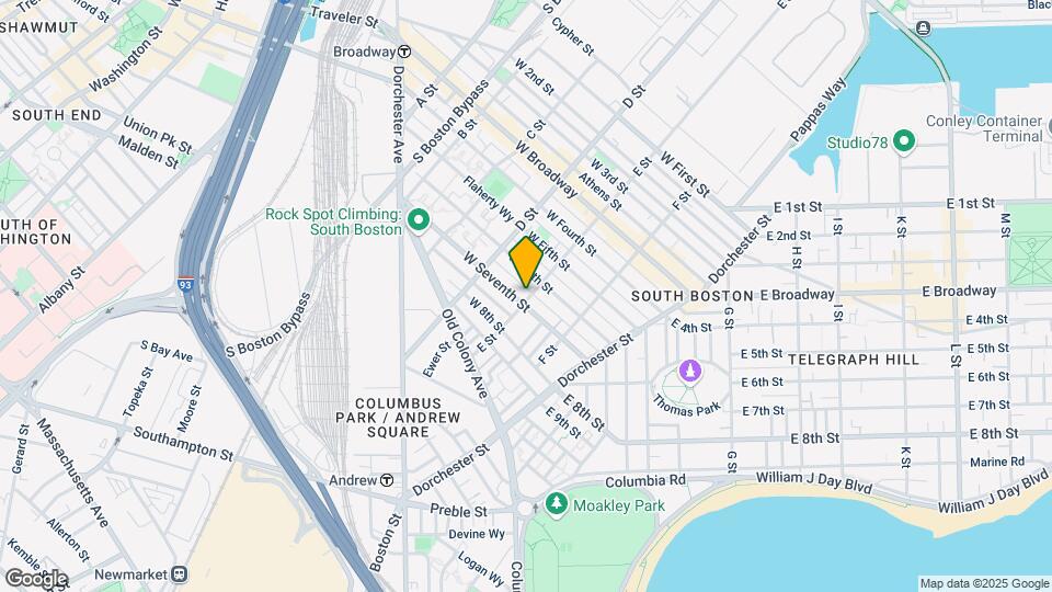 228 E St Mapa y Detalles de la Ubicación