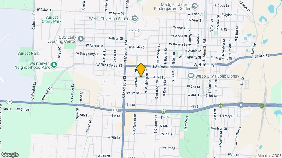 820 W 1st St Map and Location Details