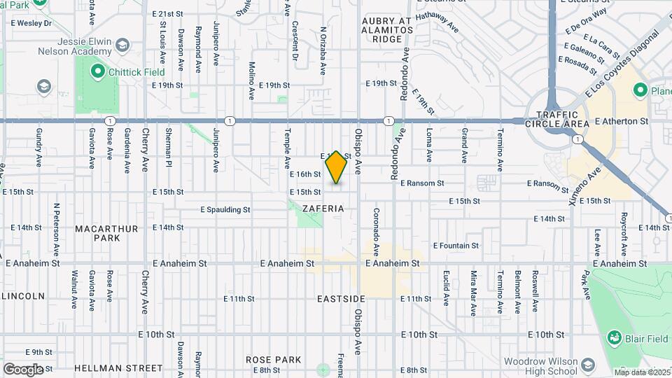 3043 E 15th St Map and Location Details