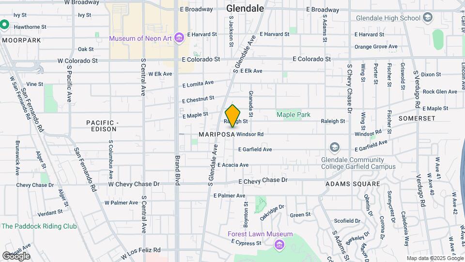 501 E Windsor Rd Mapa y Detalles de la Ubicación