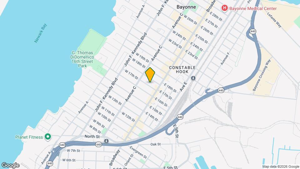 25 W 17th St Mapa y Detalles de la Ubicación
