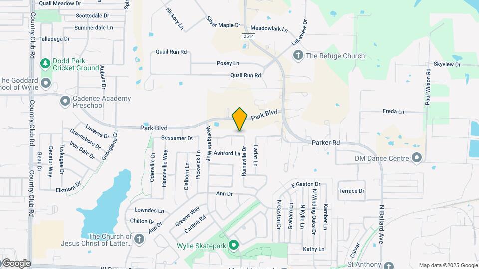 704 Cedar Bluff Dr Map and Location Details