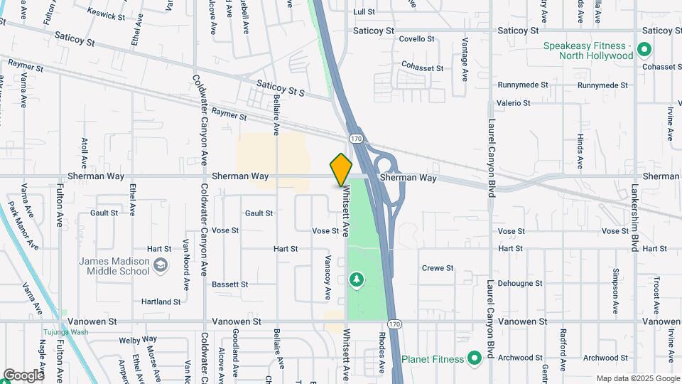 7133 Whitsett Ave Map and Location Details