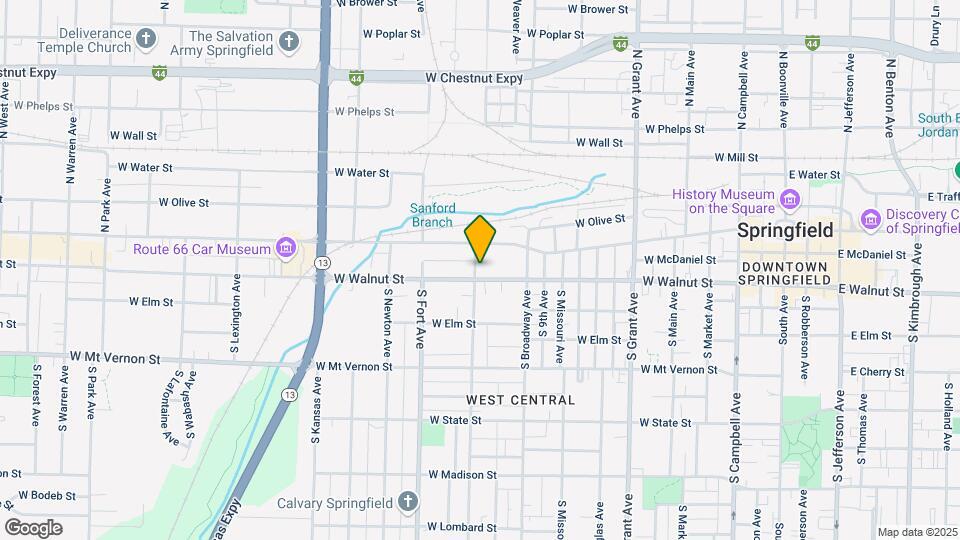 1055 W Walnut St Map and Location Details