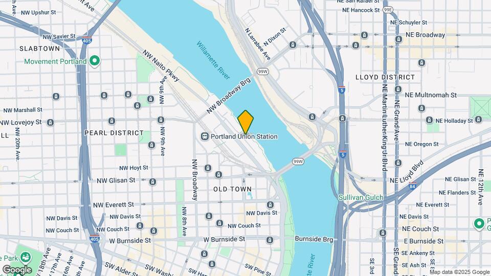 810 NW Naito Pkwy Map and Location Details