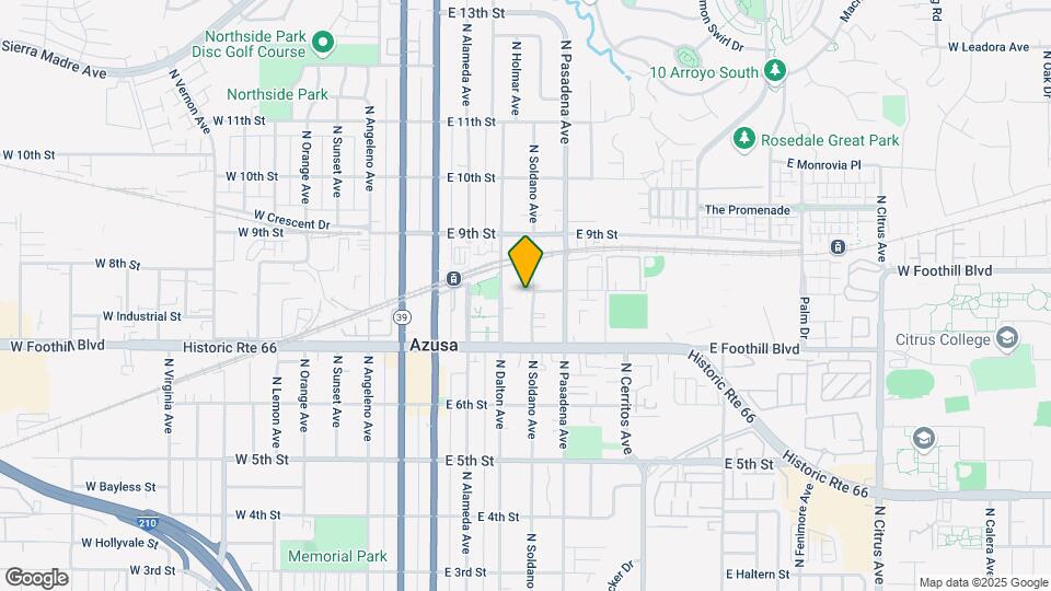 745 N Soldano Ave Mapa y Detalles de la Ubicación