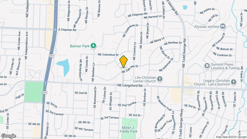 1140 NE Oak Tree Dr Map and Location Details