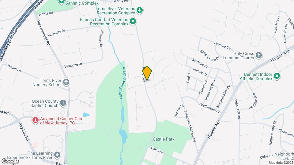 1589 N Bay Ave Map and Location Details