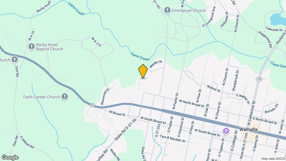 383 E Woodland Dr Map and Location Details