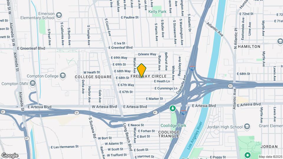 220 E 68th St Map and Location Details