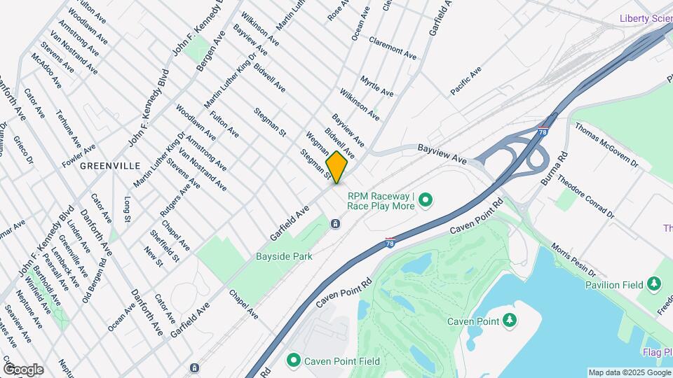 588 Garfield Ave, Unit 3 Map and Location Details