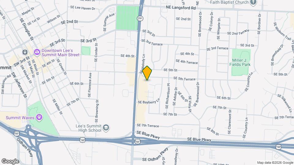 912 SE Hampton Ct Map and Location Details