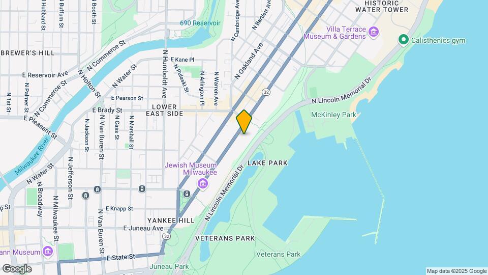 1646 N Prospect Ave Map and Location Details
