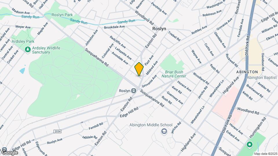 Bradfield Court Apartments: Map and Location Details