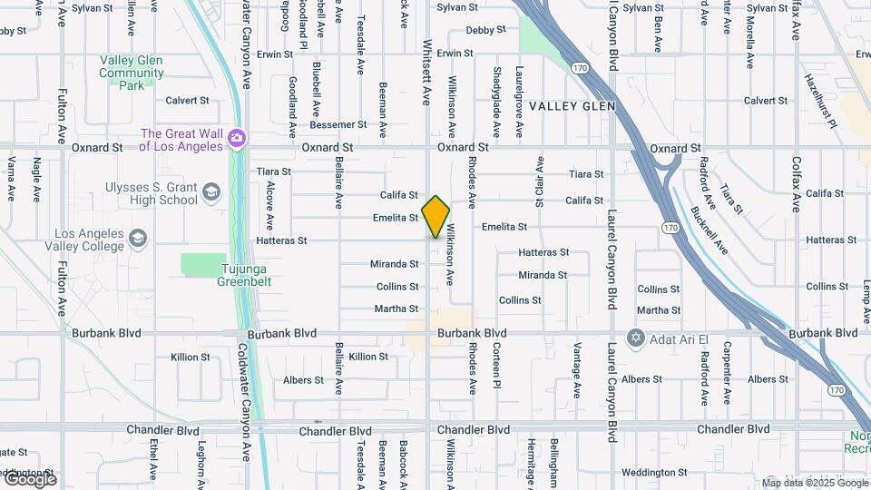 5760 Whitsett Ave Map and Location Details